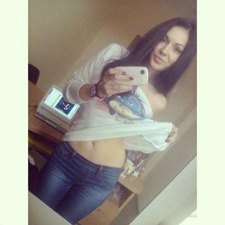  Jolie jeune femme aimant plaire - Annonces rencontres femmes - Chateauroux